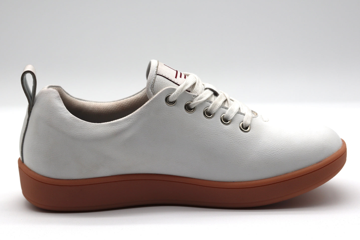 ARES Groundwear - Conductive Sneakers