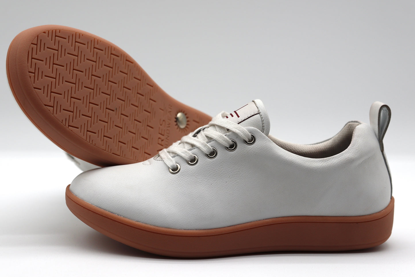 ARES Groundwear - Conductive Sneakers