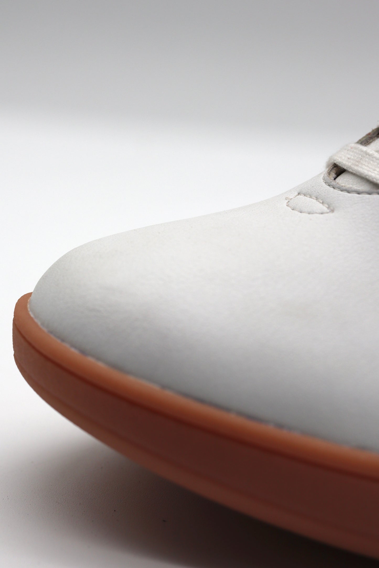 ARES Groundwear - Conductive Sneakers