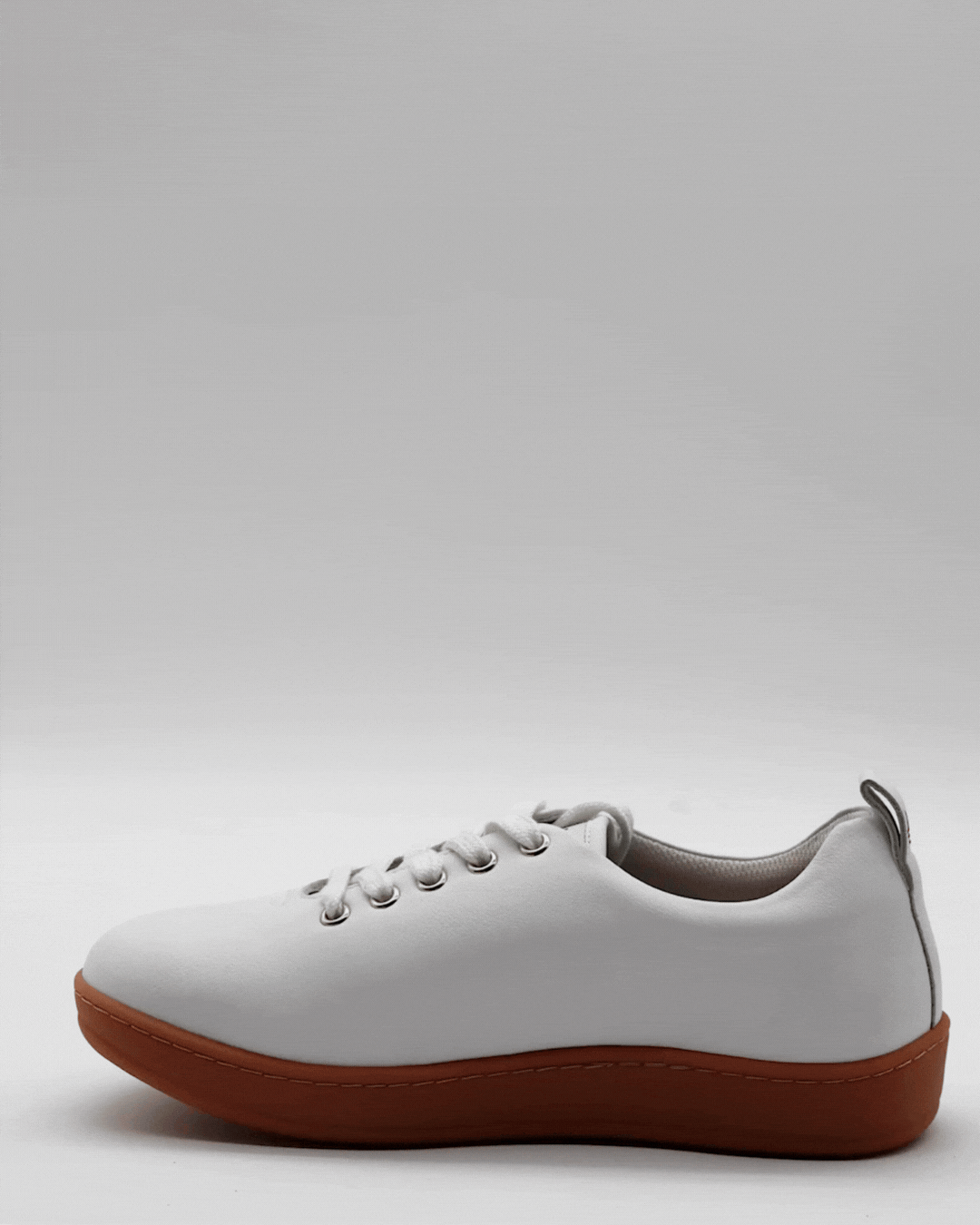 ARES Groundwear - Conductive Sneakers