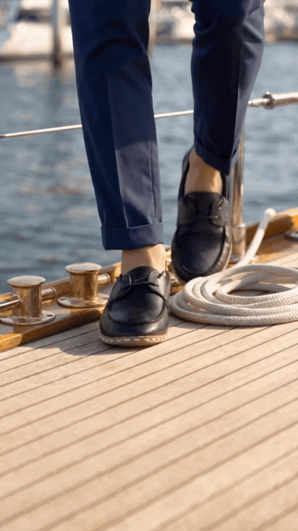 THERON Earthwear — Conductive Laced Loafer